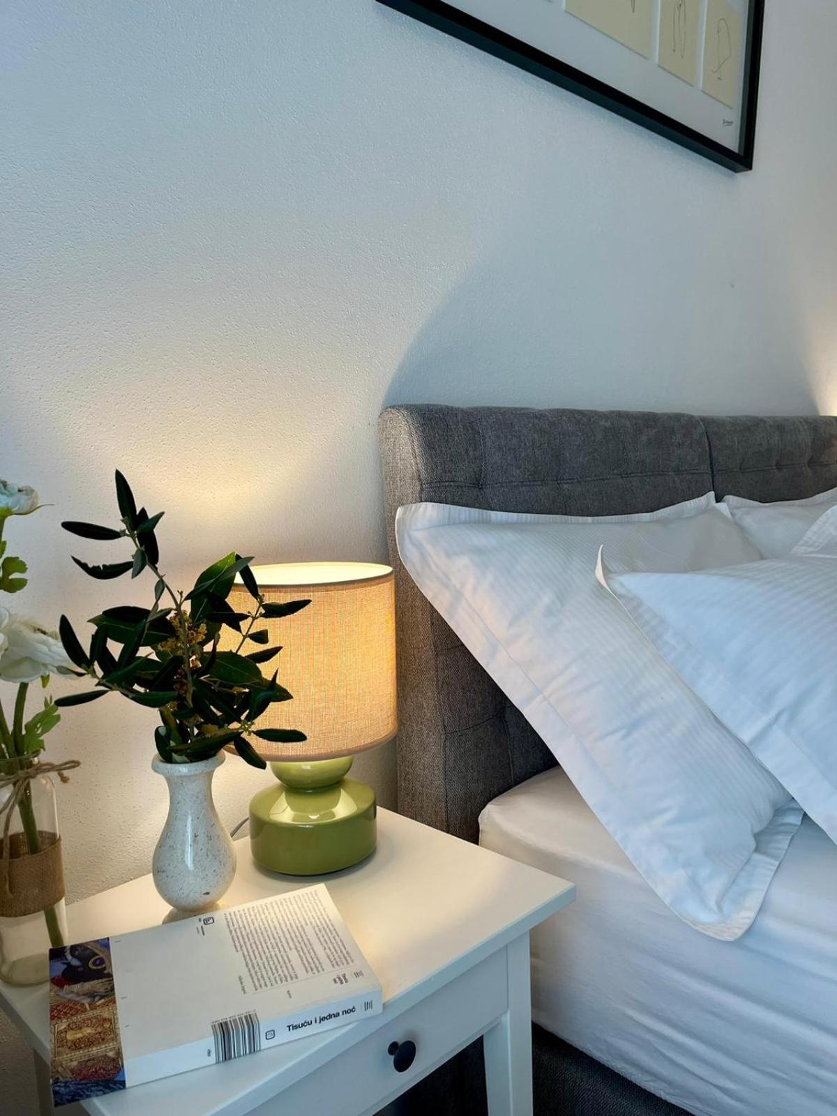 Apartments Curnic Jesenice  Ngoại thất bức ảnh