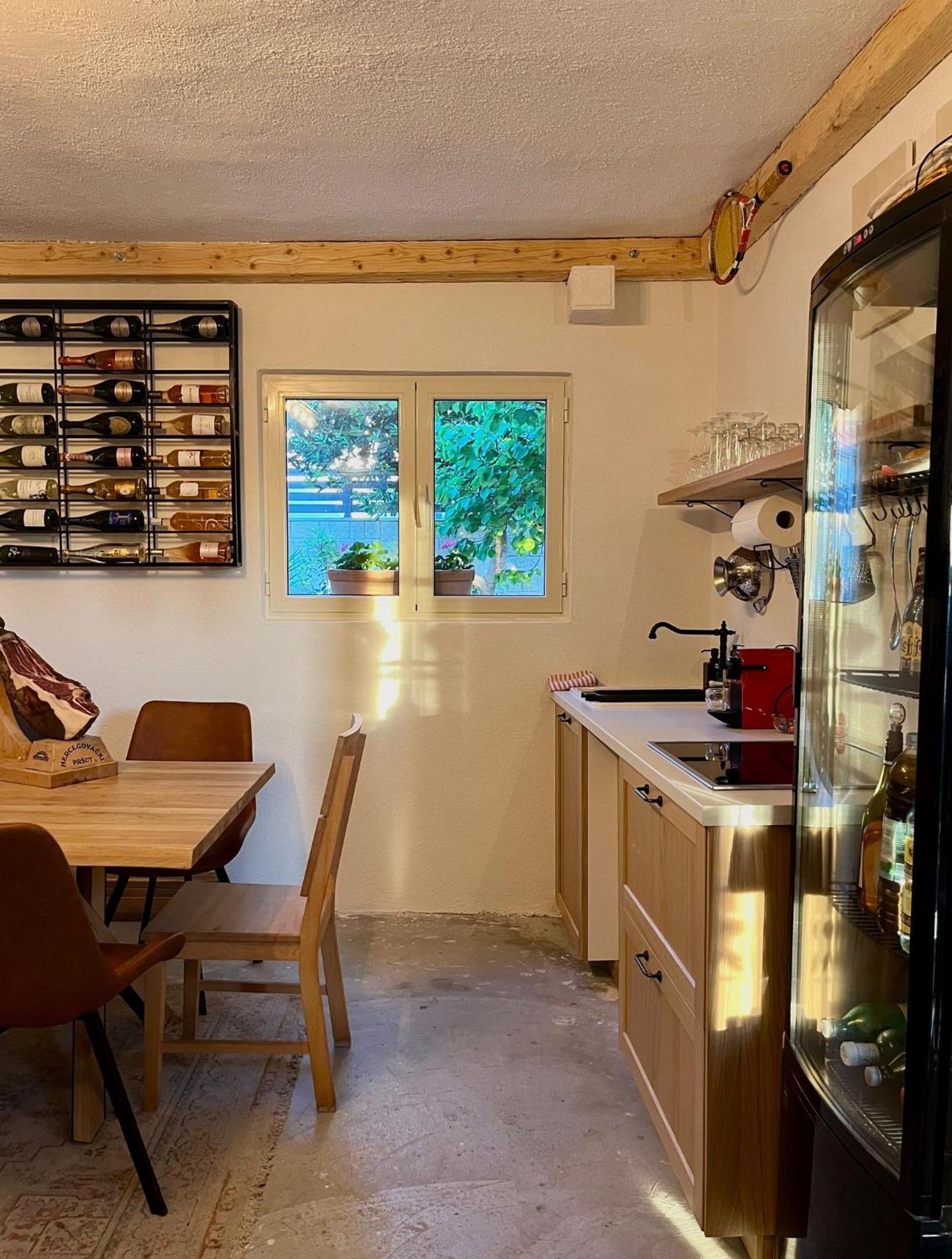 Apartments Curnic Jesenice  Ngoại thất bức ảnh