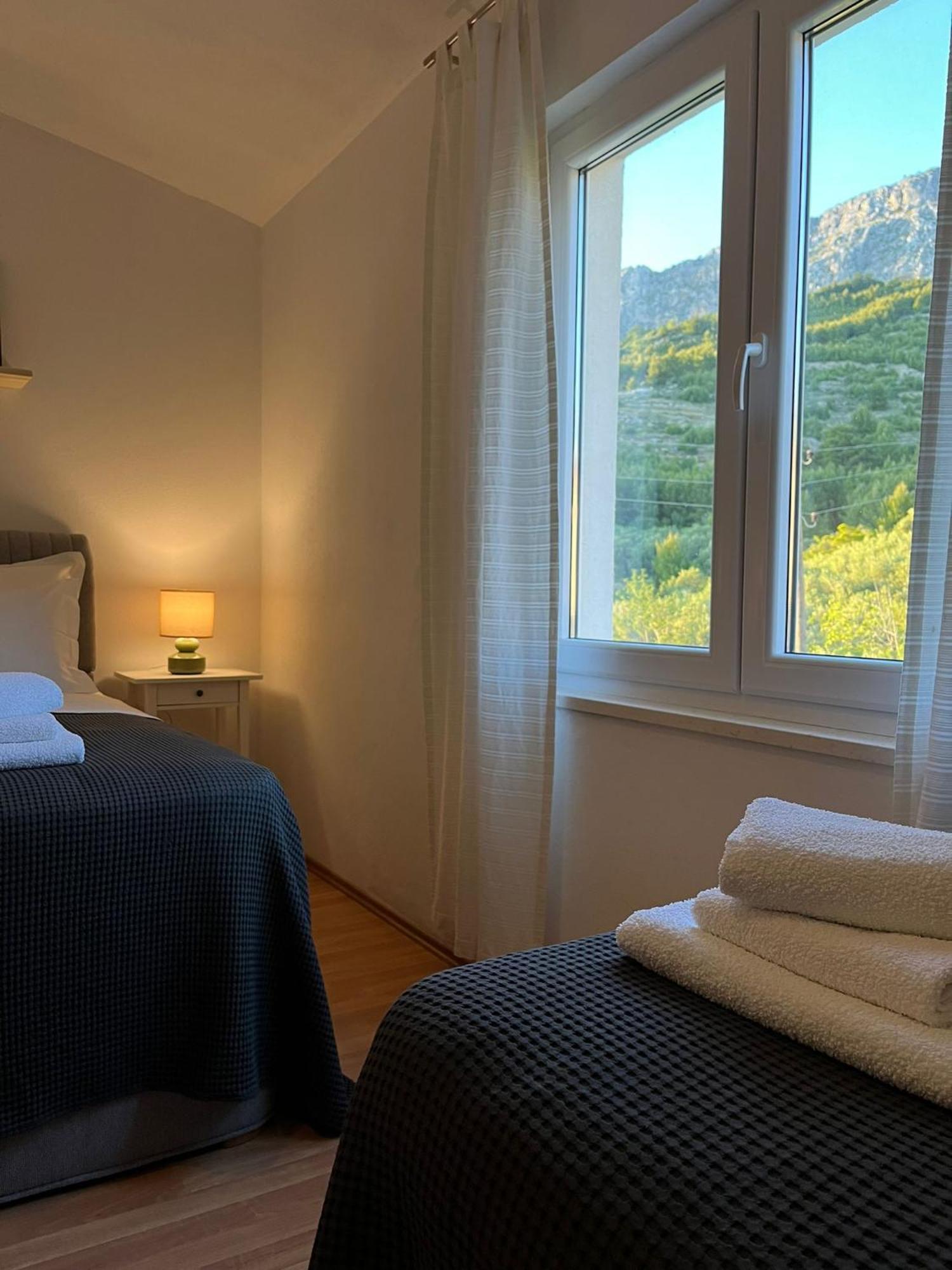 Apartments Curnic Jesenice  Ngoại thất bức ảnh