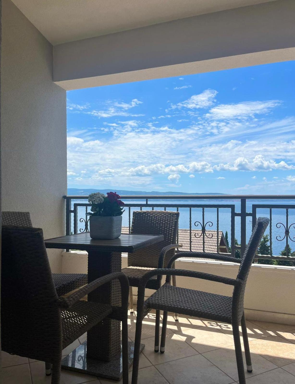 Apartments Curnic Jesenice  Ngoại thất bức ảnh