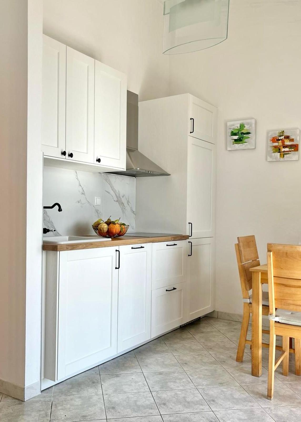 Apartments Curnic Jesenice  Ngoại thất bức ảnh