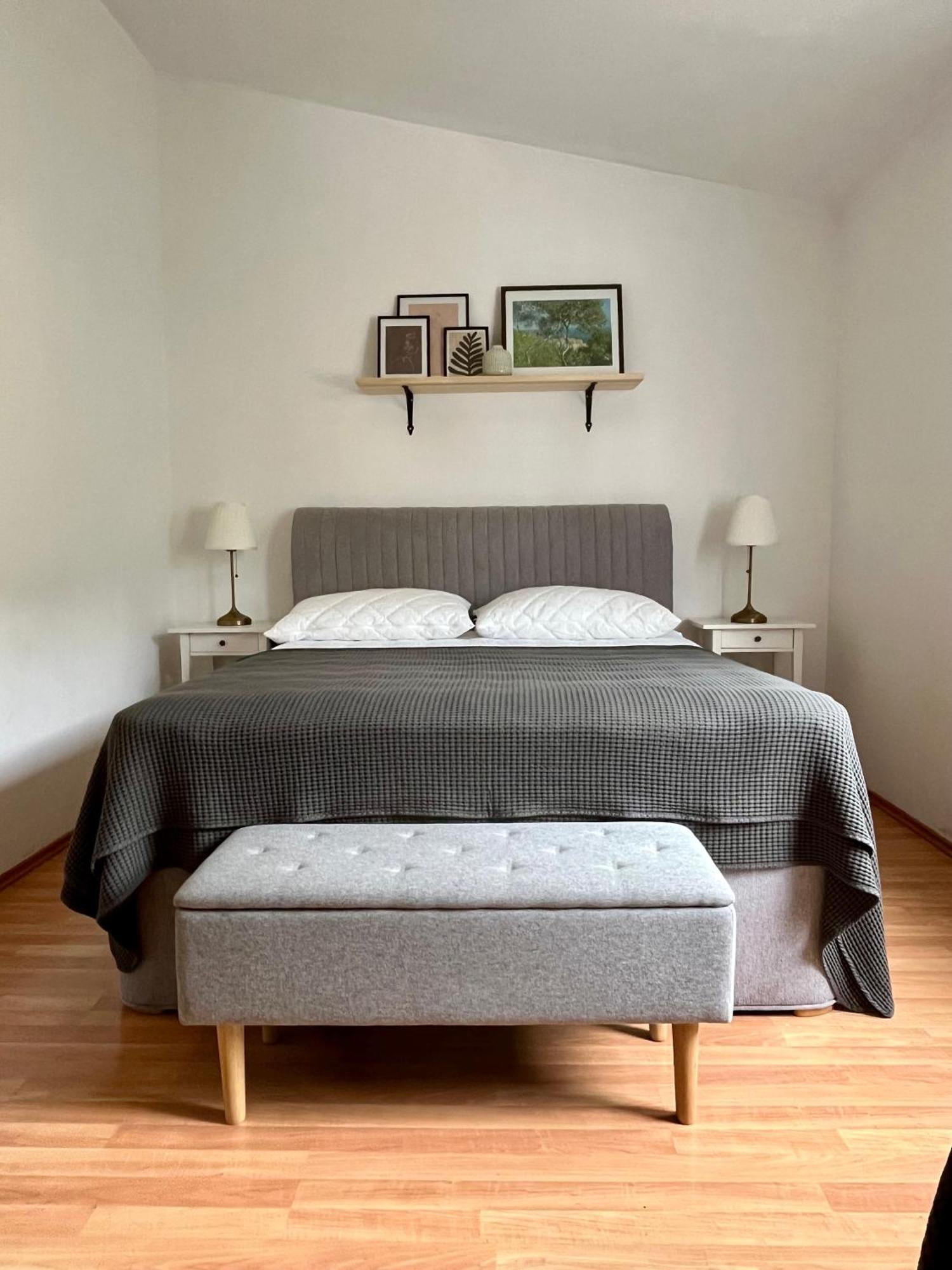 Apartments Curnic Jesenice  Ngoại thất bức ảnh